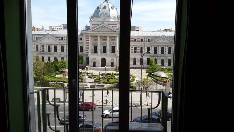 Universitate, metrou,